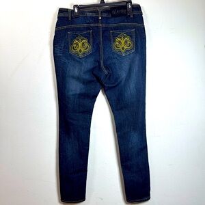(W2) DEREON VINTAGE 90s WOMEN'S JEANSWITH GOLD EMBROIDERED LOGO POCKETS,Sz 16W